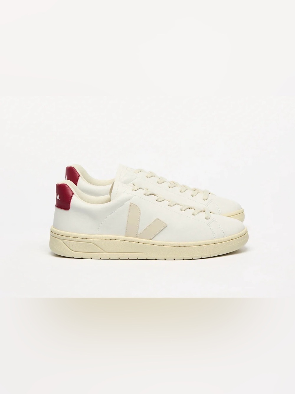 Veja URCA CWL White Pierre Marsala Sneaker